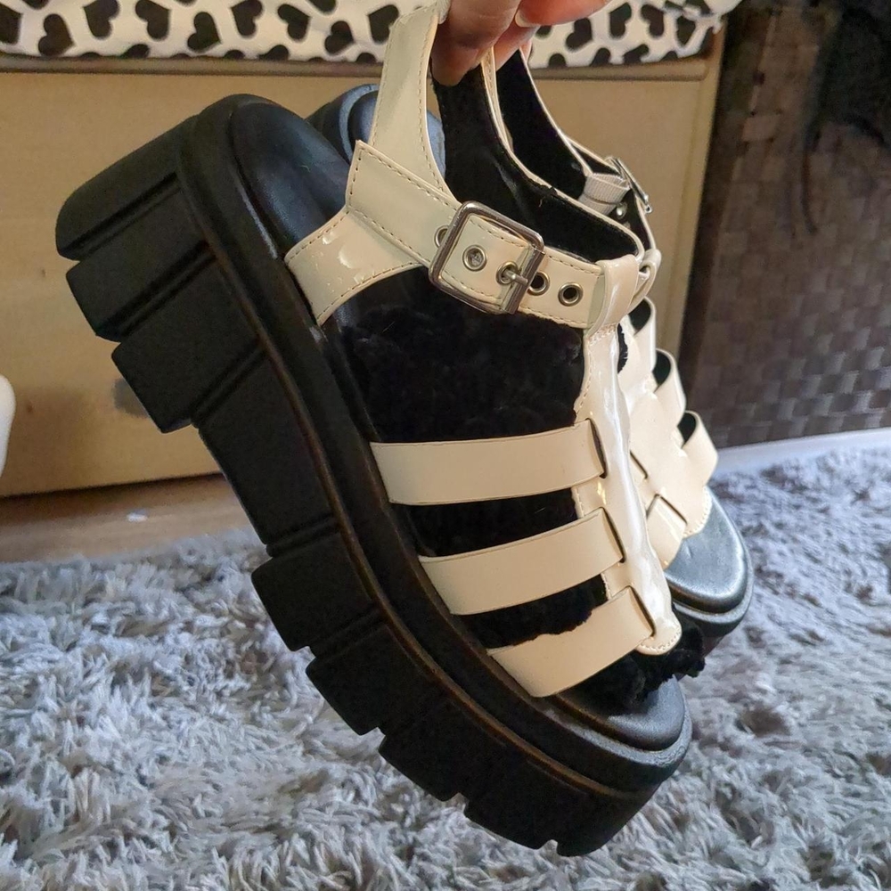 Forever 21 Black and White Chunky Sandals